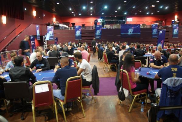 Poker : FPO St-Amand : 77 joueurs à l'assaut du Jour 2 FPO St-Amand : 77 joueurs à l'assaut du Jour 2