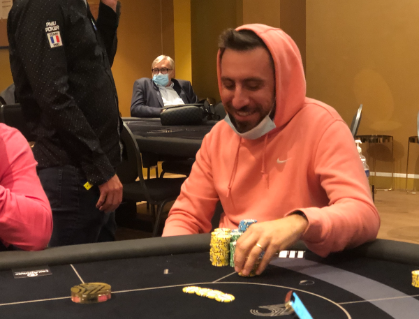 APO 2500 : 47 prÃ©tendants pour 152 patates, Kazgandjian chipleader du Day 3