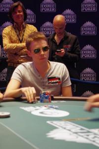 Poker : Chipcount ! Chipcount !