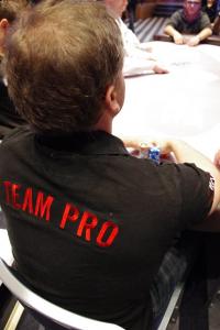 Poker : Ca commence mal Ca commence mal