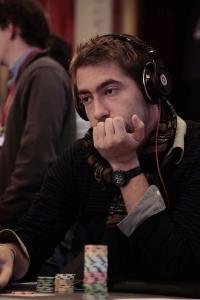 Poker : Un tournoi compliqué pour Hugues Girard Un tournoi compliqué pour Hugues Girard