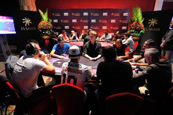 Poker : Pas de sieste, mais une reprise violente ! Pas de sieste, mais une reprise violente !