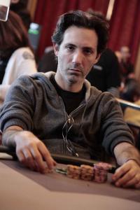 Poker : LivePoker perd l'un de ses joueurs LivePoker perd l'un de ses joueurs