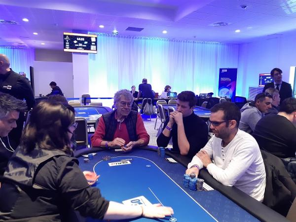 Poker : Paul Testud tombe sur une brique Paul Testud tombe sur une brique
