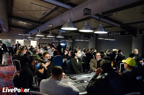 Poker : Le DAY 2 reprend en direct du King's Resort Rozvadov ! Le DAY 2 reprend en direct du King's Resort Rozvadov !