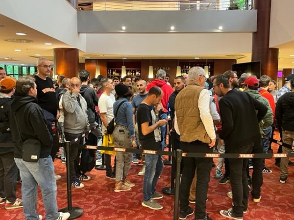 Poker : Les inscriptions pour le Sniper KO pris d'assaut ! Le bilan de Moundir et d'Adrien Guyon sur le Main Les inscriptions pour le Sniper KO pris d'assaut ! Le bilan de Moundir et d'Adrien Guyon sur le Main