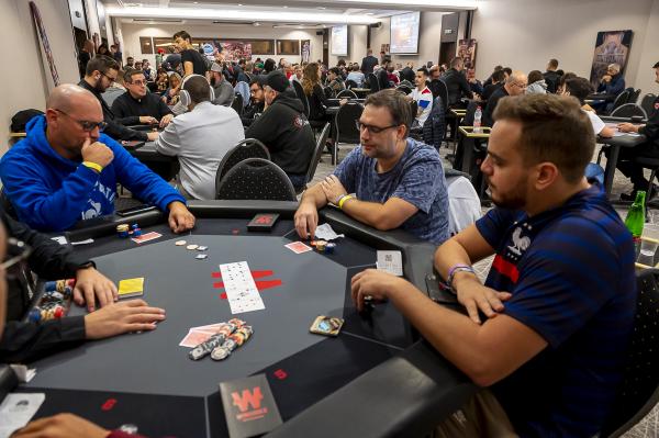 Poker : Bientot la fin des inscriptions tardives sur le Main Event ! Bientot la fin des inscriptions tardives sur le Main Event !