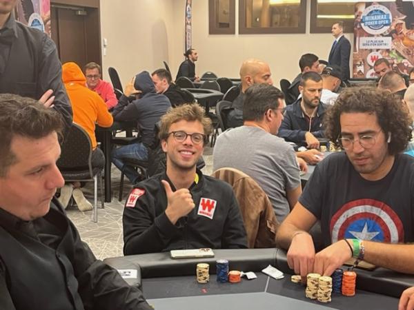 Poker : Pierre Calamusa attaque ce Day 2 en trombe ! Pierre Calamusa attaque ce Day 2 en trombe !