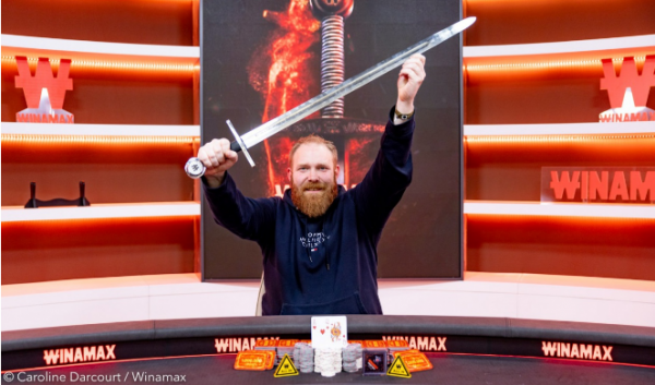 Poker : WiPT Paris : Sébastien Lesoif s'adjuge le trophée et les 155.000 € promis au vainqueur ! WiPT Paris : Sébastien Lesoif s'adjuge le trophée et les 155.000 € promis au vainqueur !