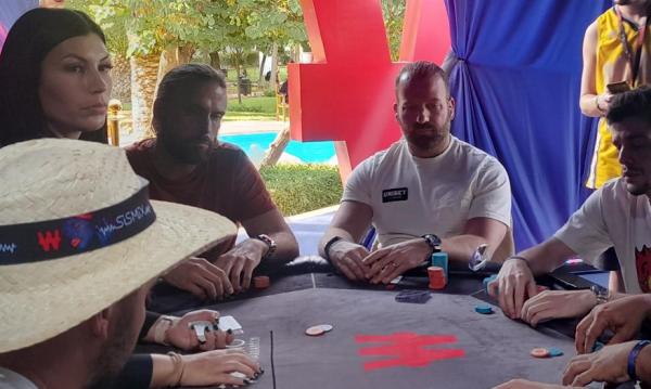Poker : Le sang-froid d'Alexandre Reard... et sa sortie Le sang-froid d'Alexandre Reard... et sa sortie