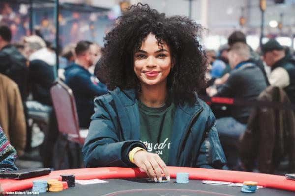 Poker : Chipcount dans le field au Level 10 Chipcount dans le field au Level 10