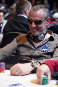 Poker : EPT Monte Carlo : Guillaume Darcourt ne peut rien faire contre... une quinte flush royale ! EPT Monte Carlo : Guillaume Darcourt ne peut rien faire contre... une quinte flush royale !
