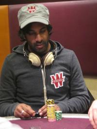 WPT Grand Prix de Paris : remporter un pot avec 3 high, par Vikash Dhorasoo