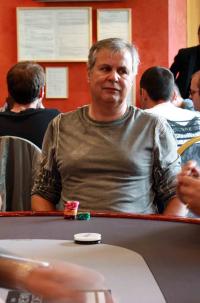Poker : Najib Tahiri éliminé en 18e position Najib Tahiri éliminé en 18e position