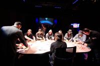 Poker : Walk on the moon Walk on the moon