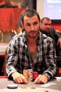 Poker : Bad beat pour Azoulay qui termine à la 7ème place Bad beat pour Azoulay qui termine à la 7ème place