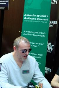 Poker : On ne copie pas sur son voisin On ne copie pas sur son voisin
