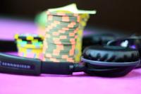 Poker : A table ! A table !