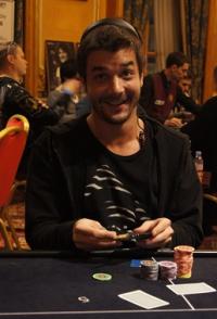 Poker : Dans la peau d'un croupier Dans la peau d'un croupier