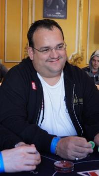 Poker : Alain Roy OUT Alain Roy OUT