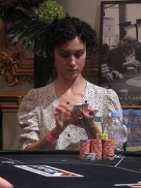 Poker : Elle est toujours là ! Elle est toujours là !