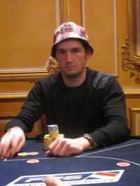 Poker : Greg Ravise et Said Basri OUT en simultané Greg Ravise et Said Basri OUT en simultané