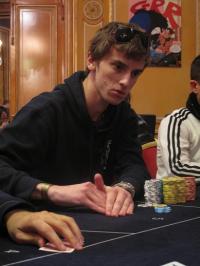 Poker : Jérôme Hoen éliminé à la 5e place Jérôme Hoen éliminé à la 5e place