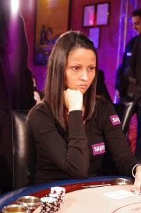 Poker : Sarah Herzali bust face à Valentin Messina Sarah Herzali bust face à Valentin Messina