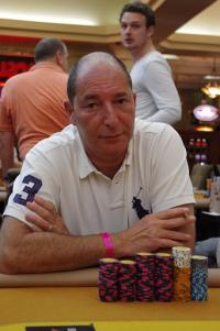 Marc Uzan OUT, Pasqualini double