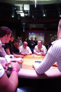 Une table finale entre 6 et 50 big blind