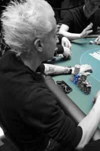 Poker : La tête dans le sable La tête dans le sable