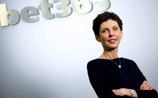 Poker : Denise Coates, patronne de Bet365, touche 213 millions de livres de salaire en 2022 ! 
