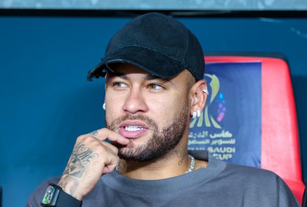 Poker : PEOPLE : Neymar joue au poker même le jour de l'anniversaire de sa fille !
