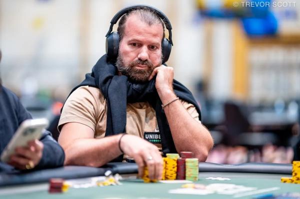 Poker : ONE DAY IN VEGAS#12 : Alexandre Reard vise les étoiles dans l'Event#26: $25,000 High Roller !